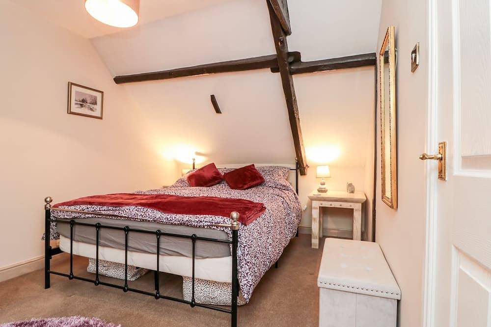 Black Sheep Cottage, pet friendly in Thirsk in Thirsk, North Yorkshire