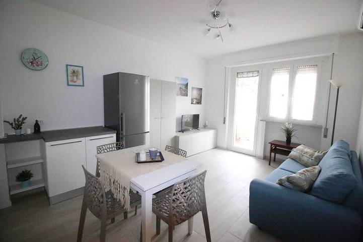 Gîte pour 5 personnes, avec balcon à Carrare