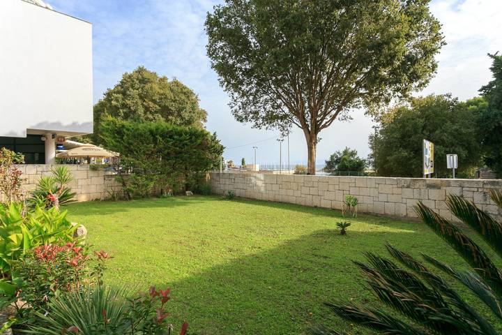 Villa pour 10 personnes, avec balcon/terrasse et piscine à Split