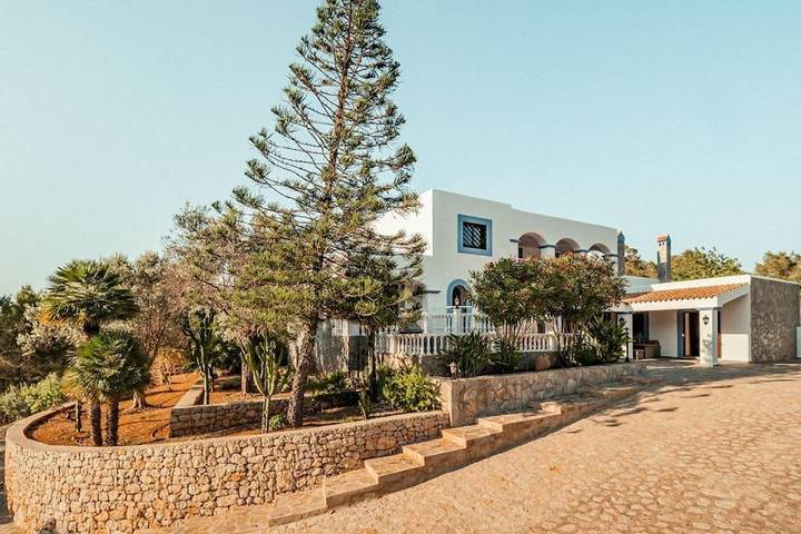 Location de vacances pour 10 personnes, avec terrasse et jardin dans Portinatx - 3