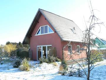 Ferienhaus für 4 Personen, mit Garten und Terrasse, kinderfreundlich in Zempin