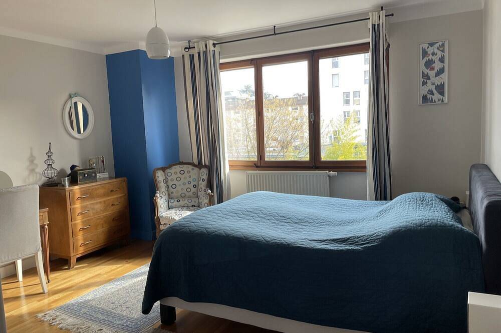 Villa Annecy avec Jacuzzi proche lac et centre-ville, 8 personnes in Annecy, Annecy (commune)