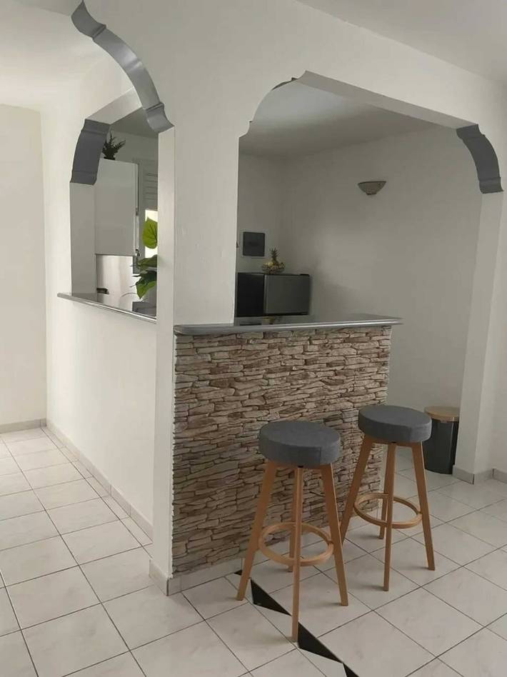 Gîte pour 2 personnes, avec terrasse à Le Robert - 4