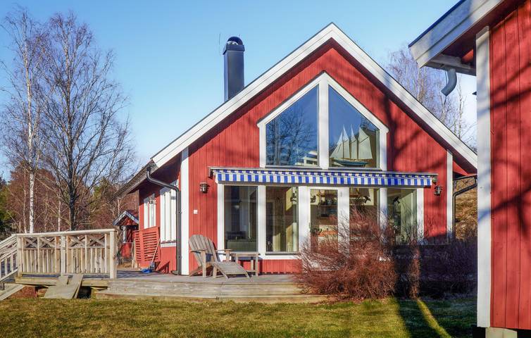 Ferienhaus für 6 Personen, mit Terrasse und Garten sowie Sauna in Mittelschweden - 2