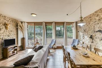 Casa Rural para 5 Personas en Vall de Vianya, Pirineo Catalan, Foto 4