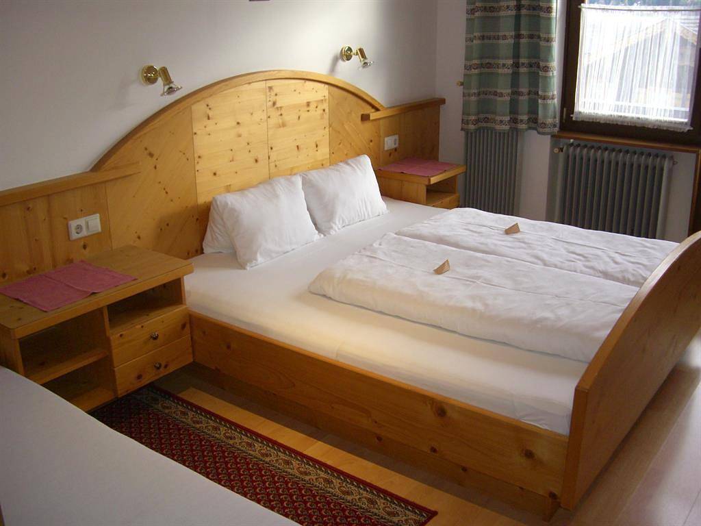 Doppelzimmer, Dusche, Wc in Kals am Großglockner, Bezirk Lienz