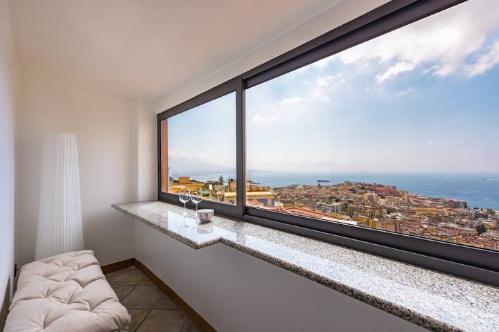 Ferielejlighed for 4 personer, med balkon i Napoli