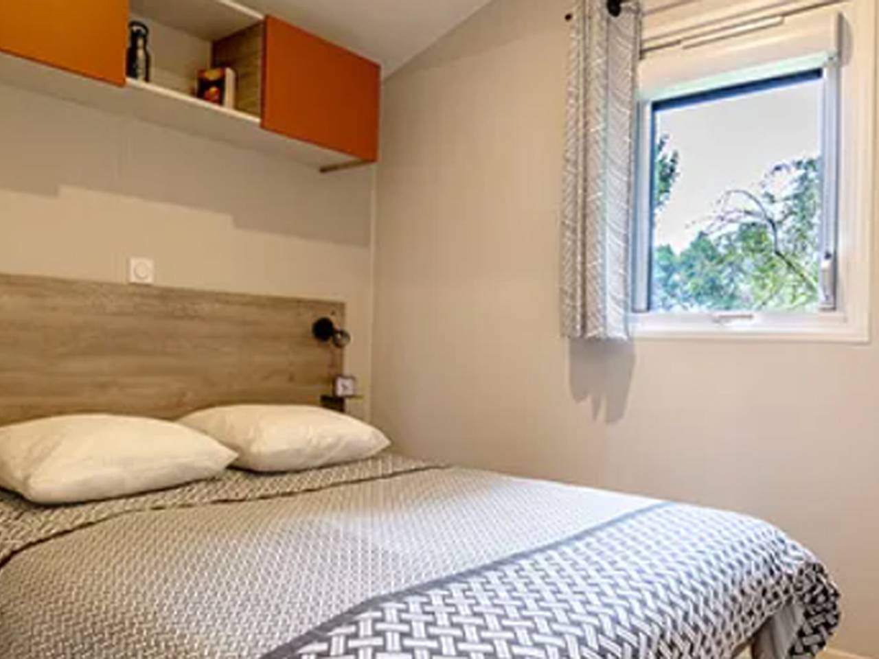 Mobile home with terrace in Pordic for 4 people in Pordic, Côte de Goëlo