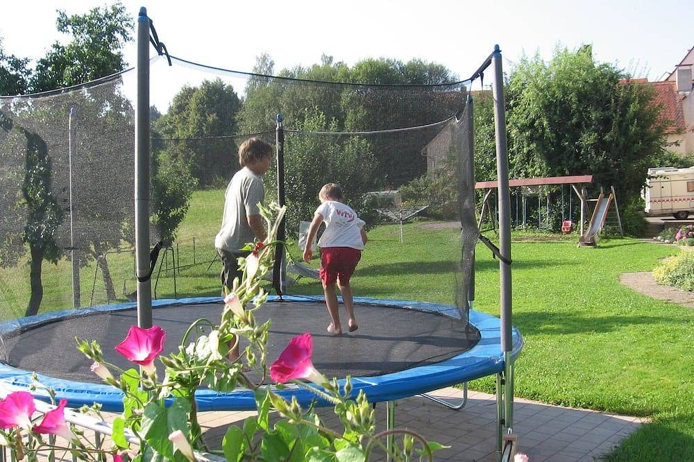 Ganze Wohnung, 60qm große Ferienwohnung im Eg mit Balkon in Absberg, Fränkisches Seenland