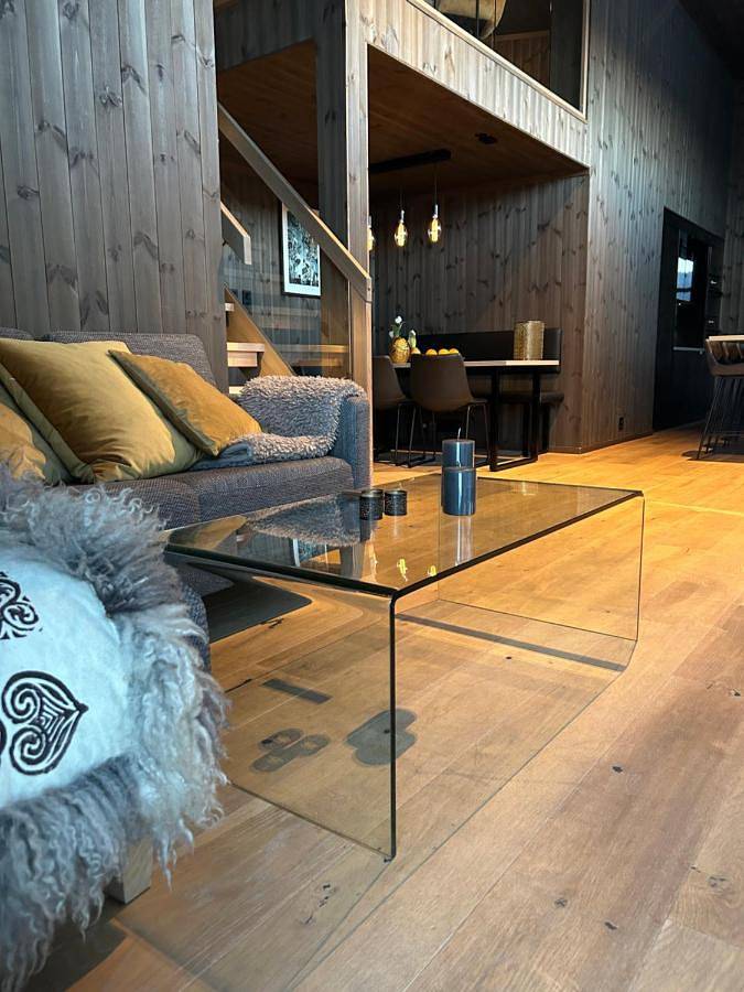 Six-Bedroom House in Sogndal