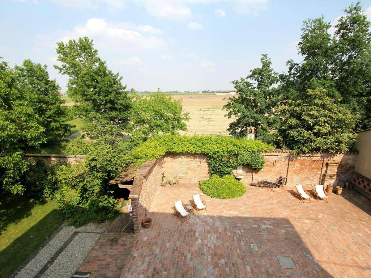 Stagno Lombardo Garden Flat in Stagno Lombardo, Province de Crémone