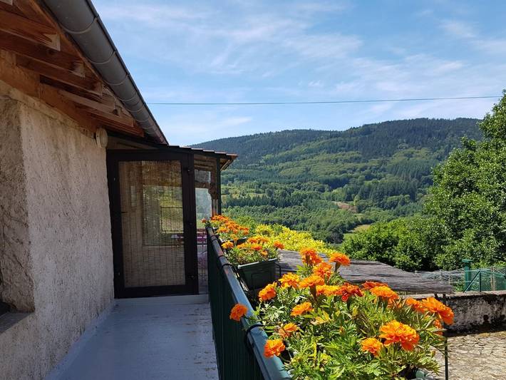 Gîte pour 2 personnes, avec terrasse dans Allier - 2