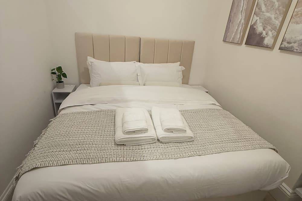 Entire apartment, Beautiful 1-bedroom apartment. Perfect for couples, families, or friends. in Surbiton, London