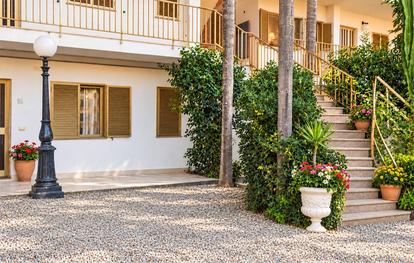 Ganze Ferienwohnung, Gemütliches Apartment mit Meerblick, WLAN, Parkplatz und Küche in Strandnähe in Santa Maria (Vibo Valentia), Ricadi (gemeinde)