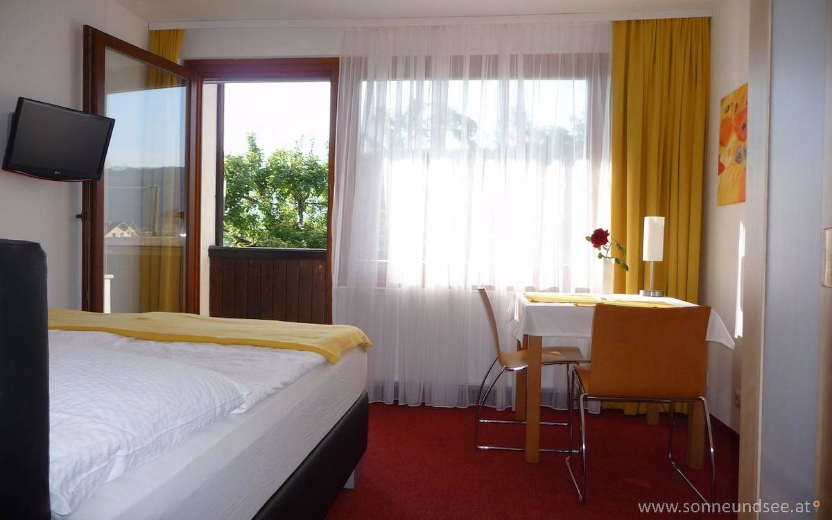 Ganze Ferienwohnung, Appartement1 für 2 Personen Küche, Bad, Terrasse in Bodensdorf, Gerlitzen