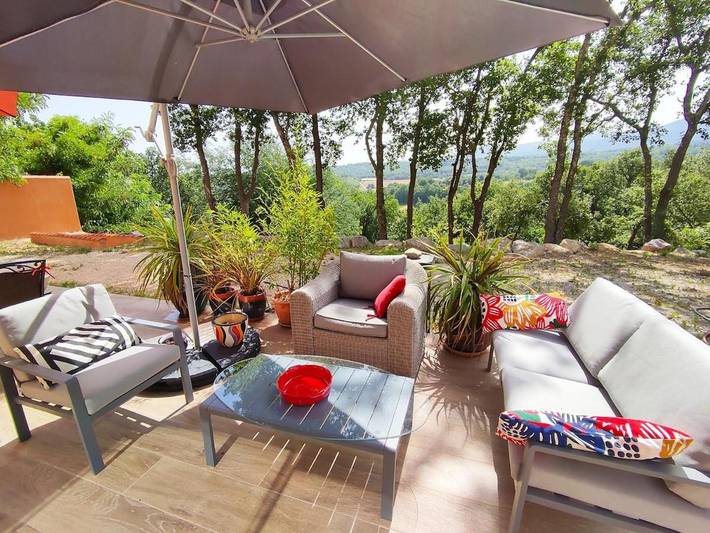 Gîte pour 4 personnes, avec piscine et bassin pour enfant ainsi que vue et jardin à Prades - 2