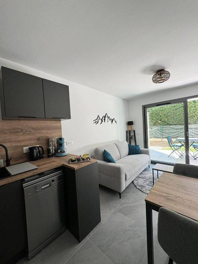 Gîte pour 4 personnes, avec Terrasse et Jardin à Saint-Pierre-en-Faucigny - 3