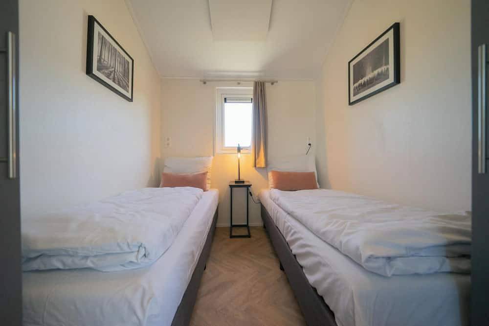 Chalet Casa Kampen mit Wassergrundstück, Steg und Zaun für 4 Personen in Kampen in Kampen, Veluwemeer