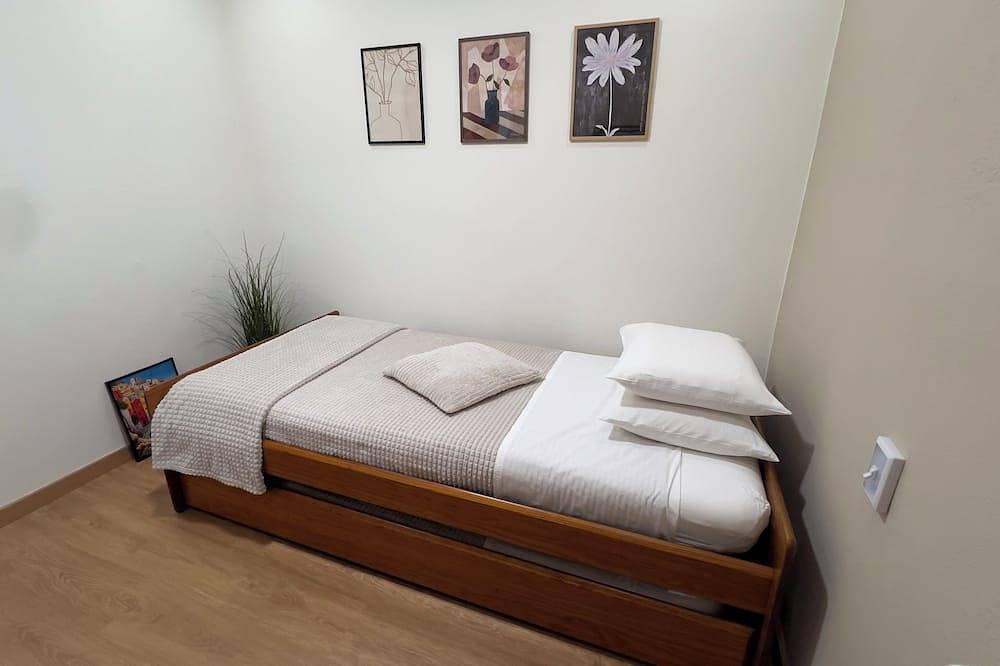 Hel leilighet, Nydelig gjestestudio med uteplass/terrasse, air condition og wifi in Olhao, Parque Natural da Ria Formosa