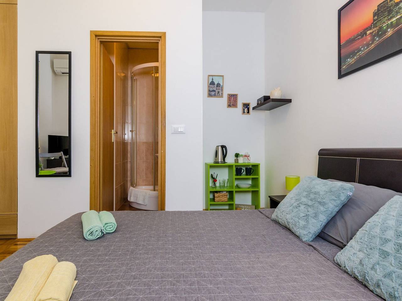 Entire apartment, The Point Room - Double Room with City View in Dubrovnik, Grad Dubrovnik