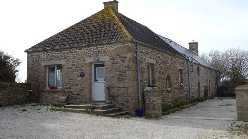 Location de vacances pour 4 personnes, avec jardin à Cosqueville - 3