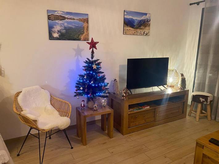 Gîte pour 6 personnes, avec terrasse et vue, animaux acceptés à Ancelle - 2