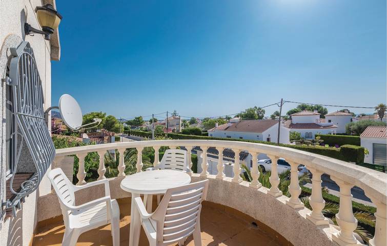 Apartment mit Meerblick, Pool und Parkplatz. in Les Tres Cales, l'Ametlla de Mar