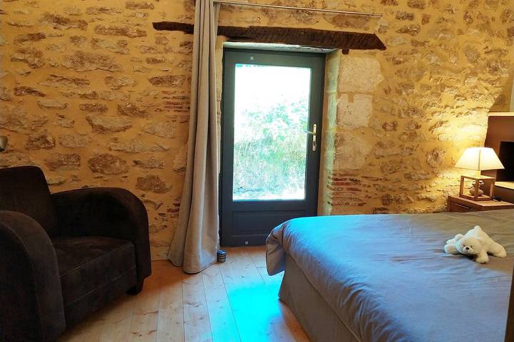 Location de vacances pour 7 personnes, avec jardin ainsi que terrasse et piscine à Carsac-Aillac - 3