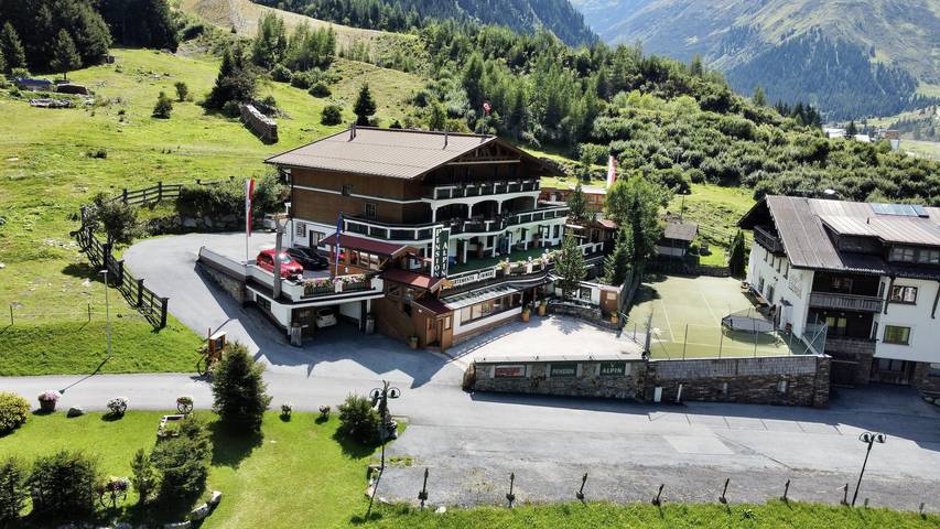 Ferienwohnung für 6 Personen, mit Ausblick und Garten sowie Sauna, mit Haustier im Pitztal - 2