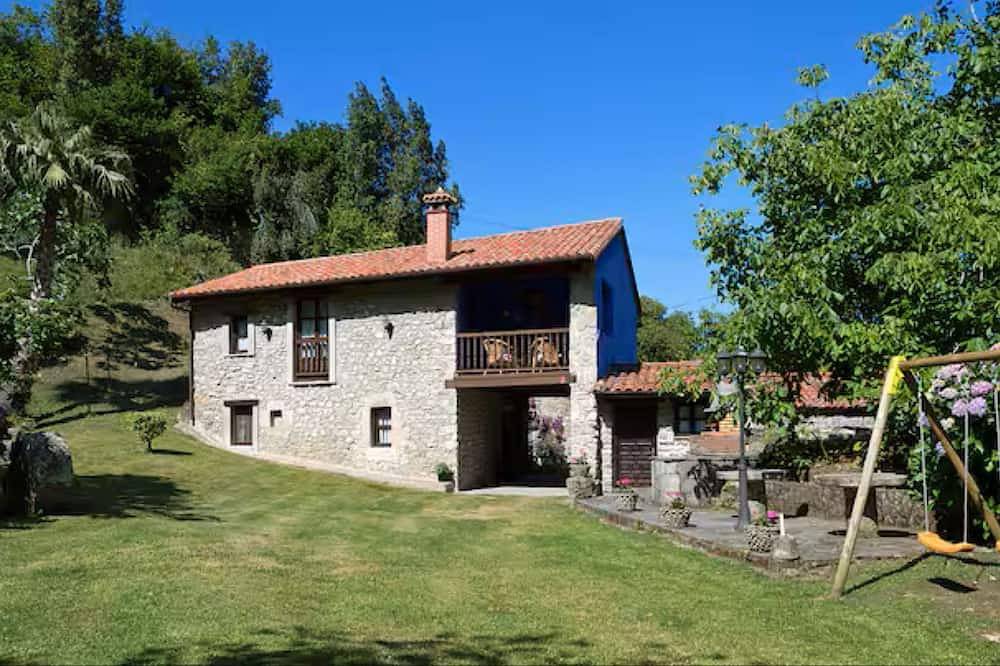 Sotu Mill in Lloroñi, Colunga