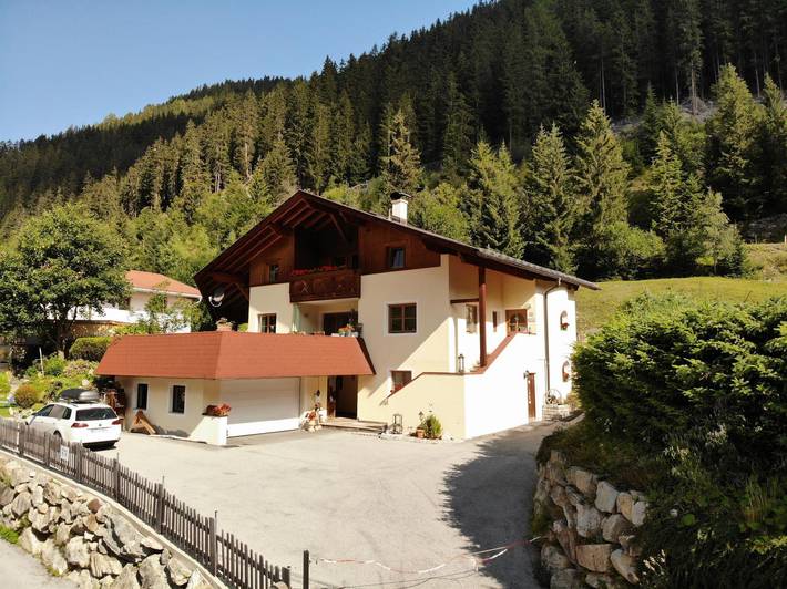 Ganze Ferienwohnung, Ferienwohnung B in Hochoetz, Haiming