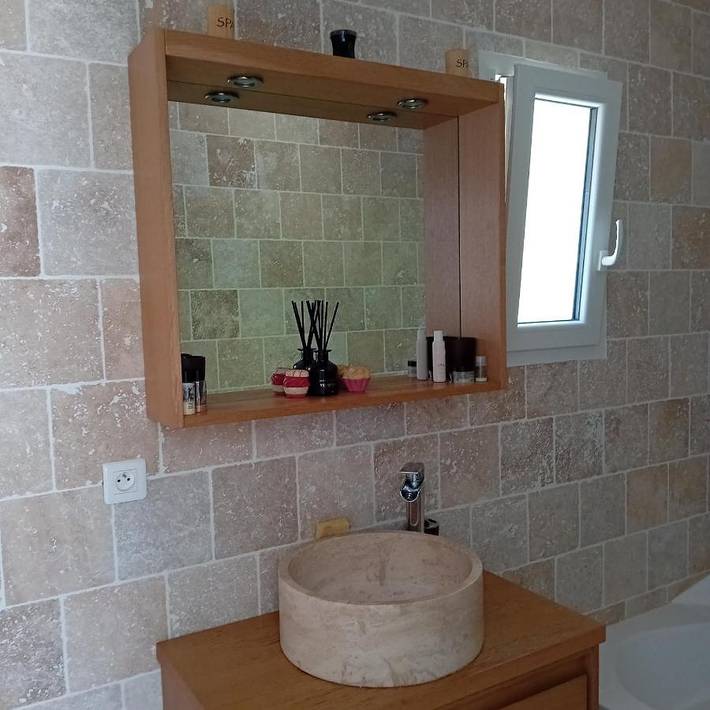 Location de vacances pour 2 personnes, avec terrasse et jardin ainsi que piscine et vue à Le Luc - 2