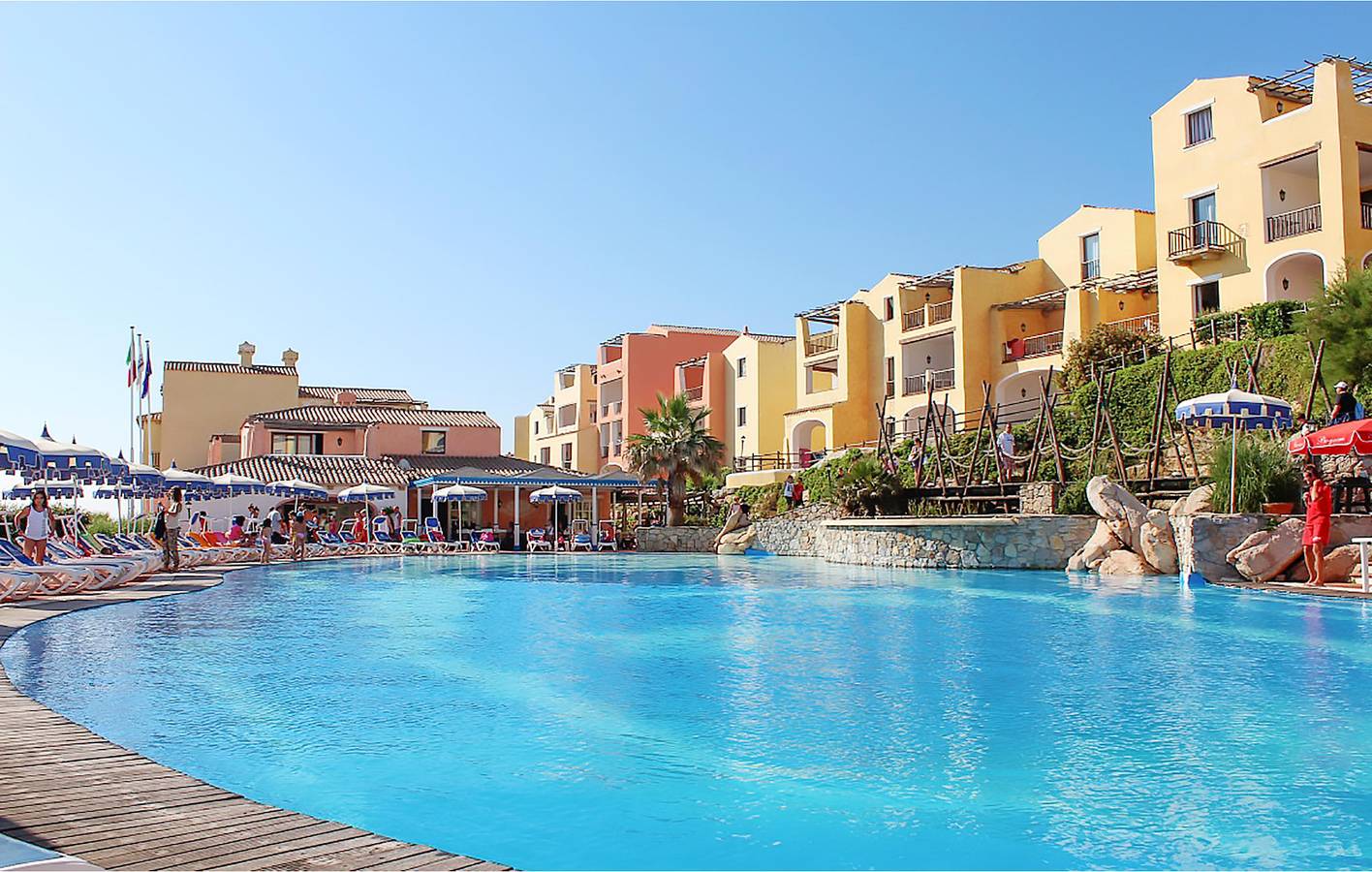 Appartement de vacances entier, Retraite au bord de la piscine avec cuisine et plage à proximité in Stagno di Casaraccio, Punta De Su Turrione