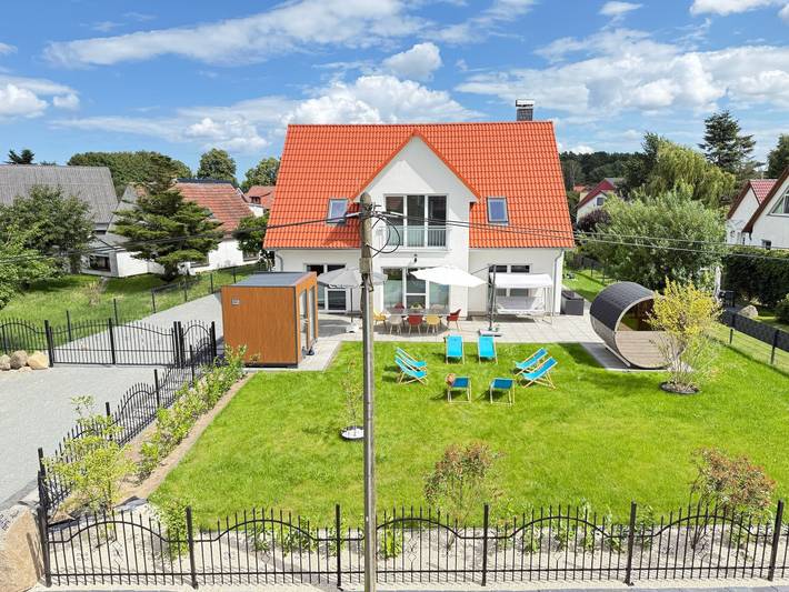 Ferienhaus für 9 Personen, mit Terrasse und Garten sowie Sauna im Lieper Winkel - 2