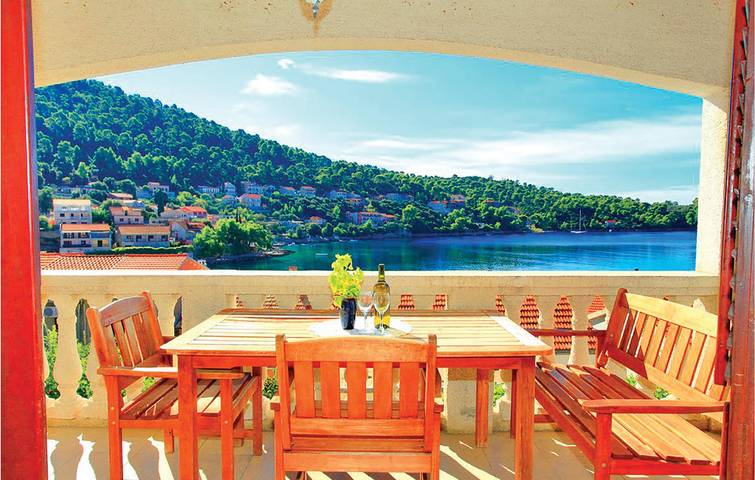 Gîte pour 5 personnes, avec terrasse en Korcula - 4