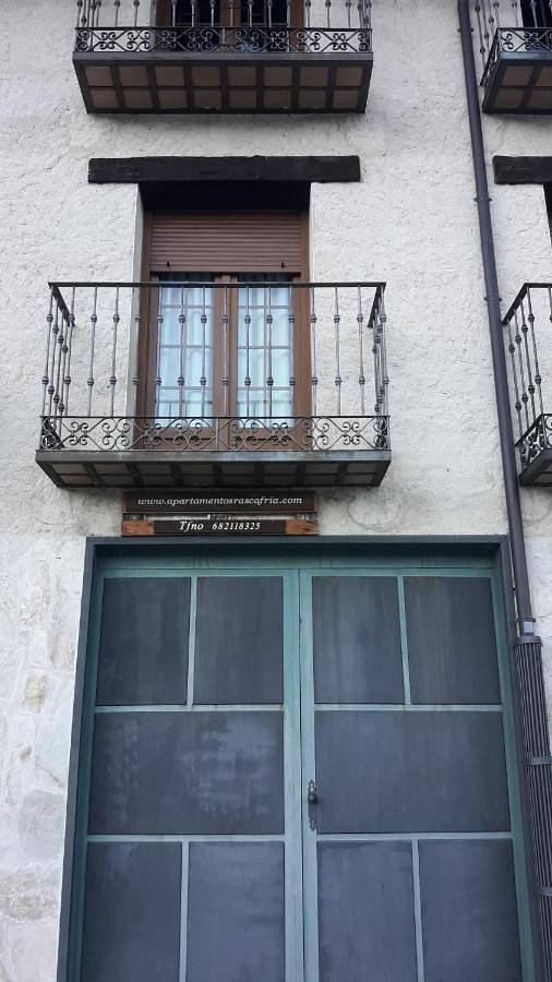 Casa rural para 5 personas, con vistas y balcón, Familias con niños en Sierra de Guadarrama - 2