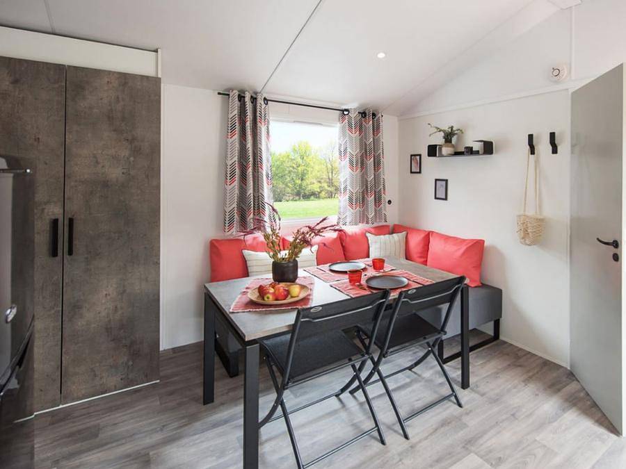 Camping Paradis les Pins - Royan - Mobilheim 4 personen - Confort+ 2Zi 4P Ibiza in Saint-Palais-sur-Mer, Côte de Beauté