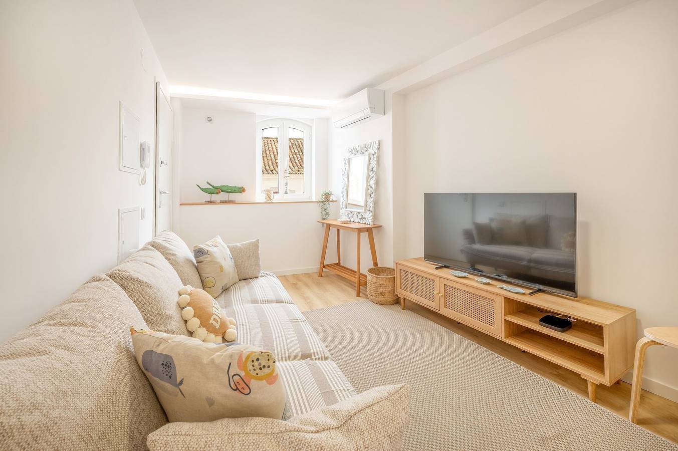 Ganze Wohnung, Ferienwohnung für 6 Personen mit Terrasse in Praia da Califórnia, Sesimbra