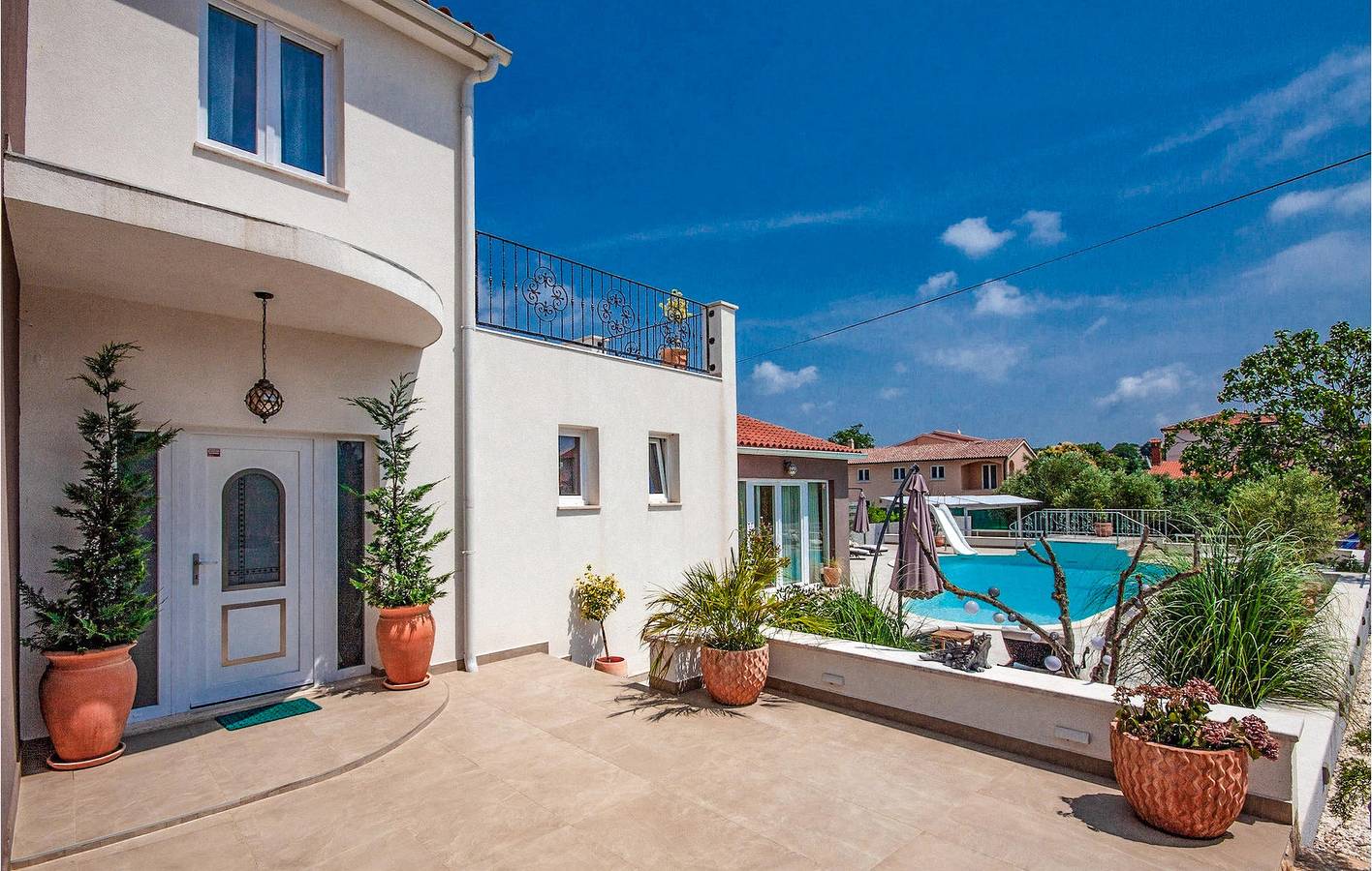 Gemütliche Ferienwohnung mit Pool, in der Nähe des Strandes Bijela – der perfekte Urlaubsort! in Medulin Stadt, Medulin