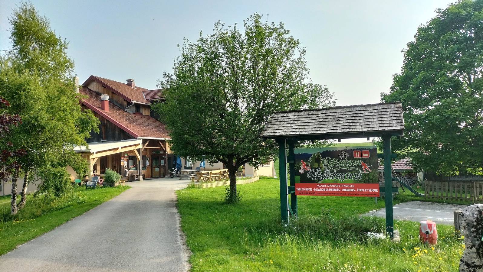 La Maison du Montagnon - Auberge collective in Mouthe-Lac et Mont d’Or, Parc naturel régional du Haut-Jura