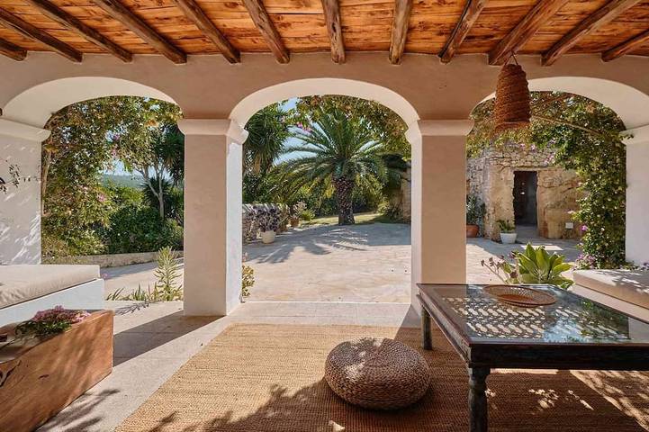 Ferienhaus für 8 Personen, mit Balkon und Garten