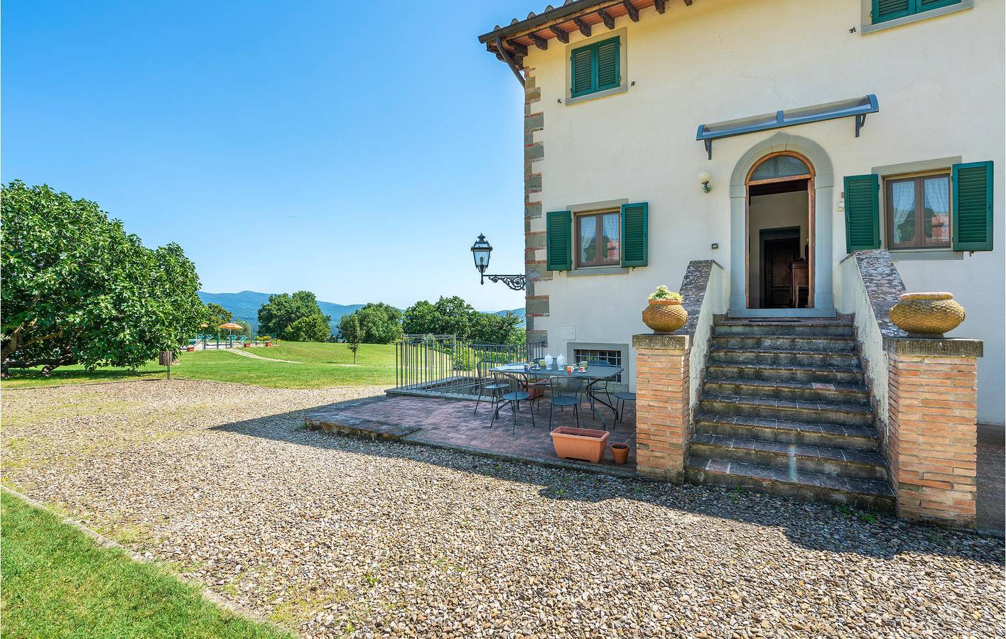 Ganze Ferienwohnung, Poppi Poolside Oase in Poppi, Casentino