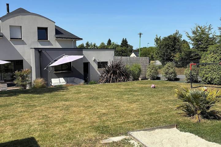 Location de vacances pour 5 personnes, avec Jardin à Pleucadeuc