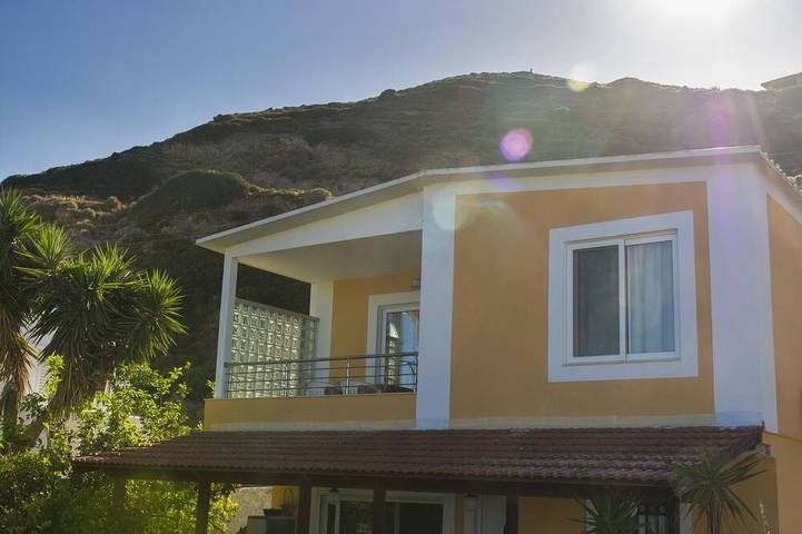 Casa vacanza per 4 persone, con piscina e giardino - 1