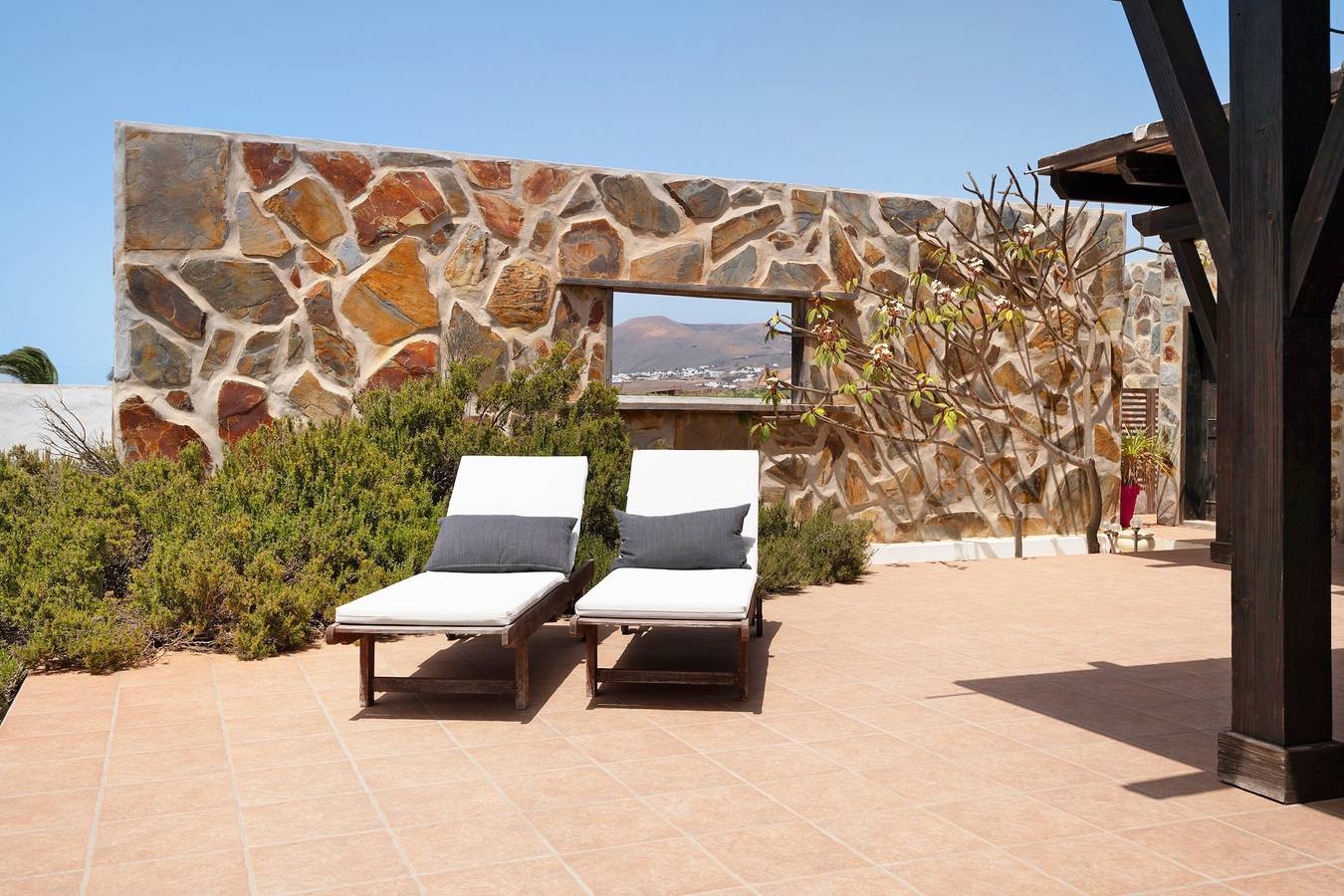 Casa de férias 'Casa Jess' com terraço privado, jardim privado e Wi-Fi in Tías, Lanzarote