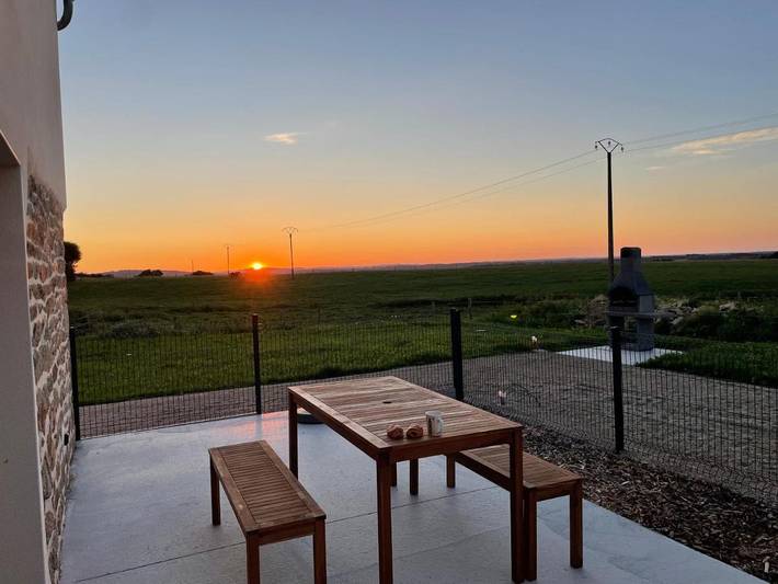 Location de vacances pour 8 personnes, avec vue ainsi que terrasse et jardin à Plogonnec