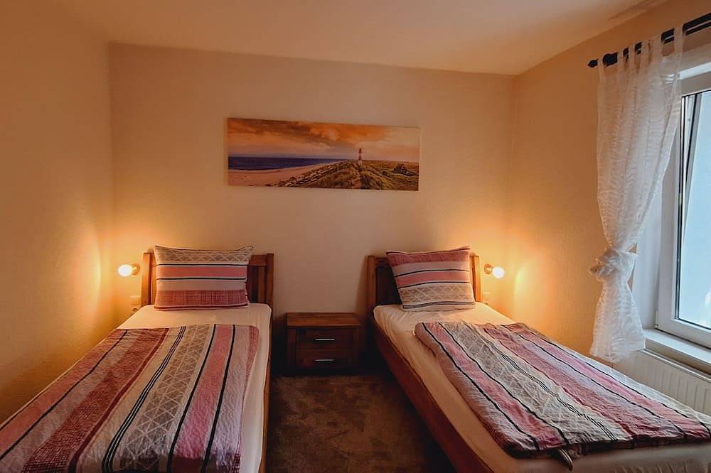 Ganze Wohnung, Fewo-Soltau: Großzügige Ferienwohnung in zentraler Lage. in Soltau, Landkreis Heidekreis