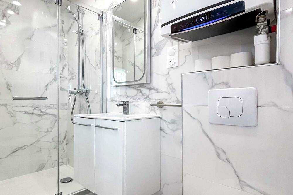 Apartamento entero, Hoche C 102 - Dos Habitaciones Piso, Capacidad 6 in Le Pré-Saint-Gervais, Sena-Saint Denis