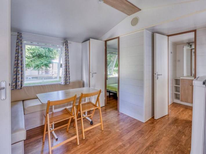 Mobil home pour 4 personnes, avec bassin pour enfant à Aubazines - 4