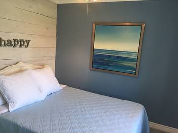 Cabin for 6 Guests in Essex Ontario, Picture 1